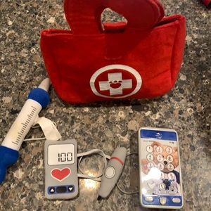 Build A Bear T1D kit.
